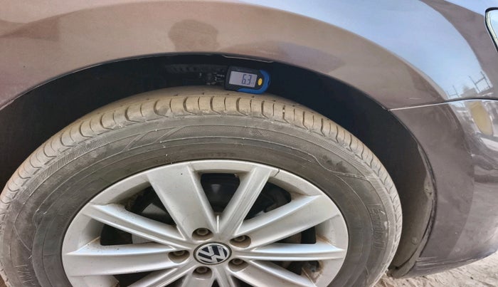 2016 Volkswagen Vento HIGHLINE DIESEL 1.5, Diesel, Manual, 99,981 km, tyre