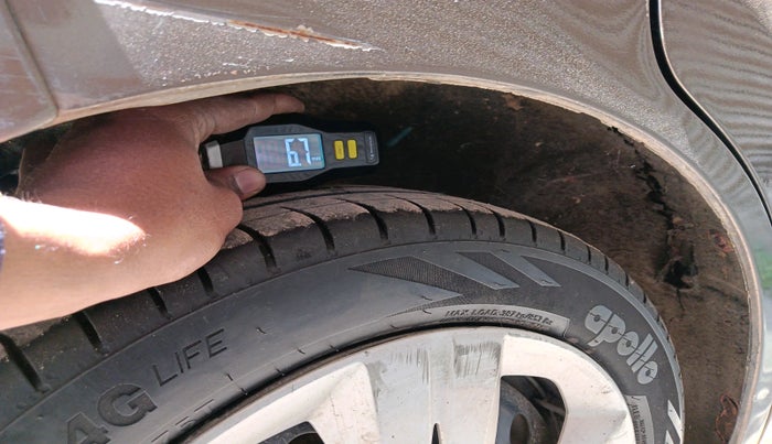 2011 Maruti Wagon R 1.0 VXI, Petrol, Manual, 67,458 km, tyre