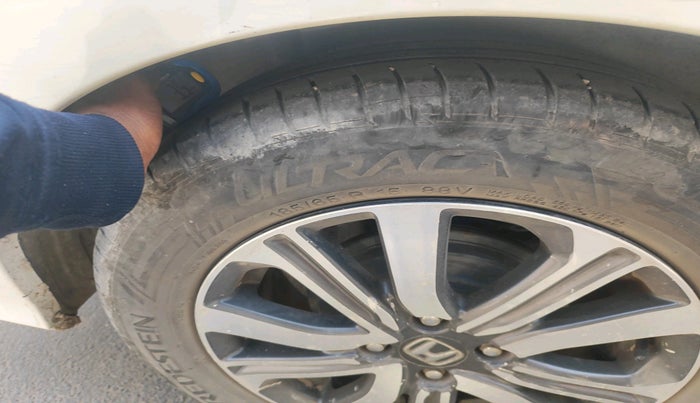 2021 Honda City 1.5L I-VTEC V MT 4TH GEN, CNG, Manual, 60,432 km, tyre