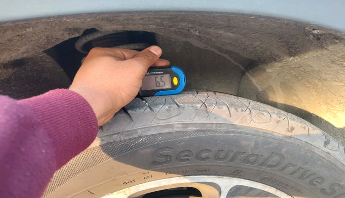 2018 Renault Duster 110 PS RXS 4X2 AMT DIESEL, Diesel, Automatic, 79,152 km, tyre