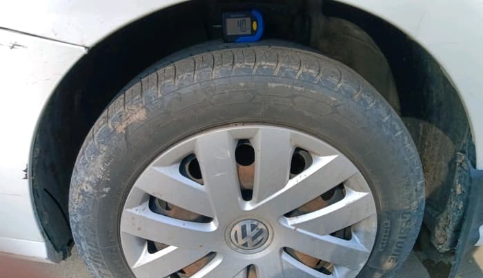 2016 Volkswagen Ameo COMFORTLINE 1.2L, CNG, Manual, 1,47,900 km, tyre