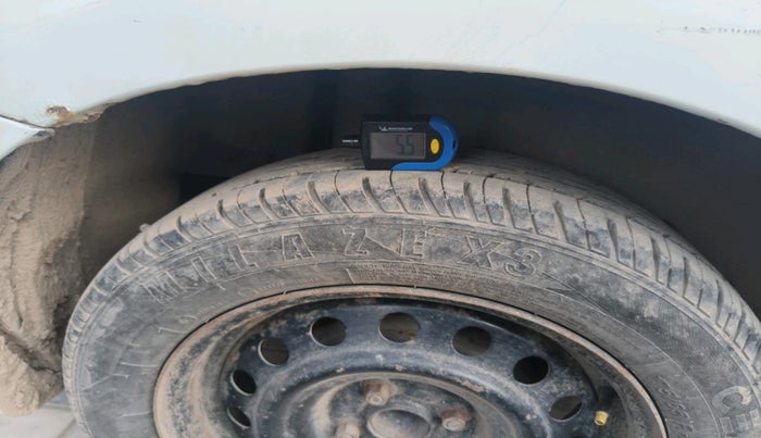 2014 Maruti Ciaz VDI +, Diesel, Manual, 76,095 km, tyre