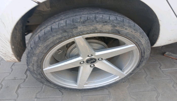 2012 Hyundai i20 MAGNA 1.4 CRDI, Diesel, Manual, 2,00,712 km, tyre