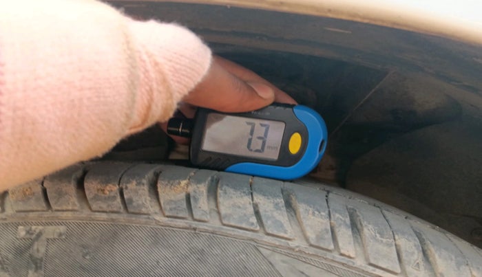 2011 Ford Figo EXI 1.4 DIESEL, Diesel, Manual, 1,35,750 km, tyre