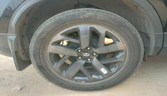 2021 Tata Harrier XZ PLUS 2.0L DARK EDITION, Diesel, Manual, 45,426 km, tyre