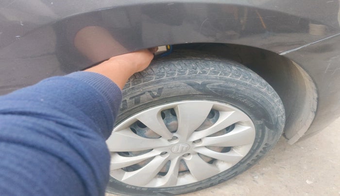 2017 Maruti Baleno DELTA PETROL 1.2, Petrol, Manual, 50,466 km, tyre