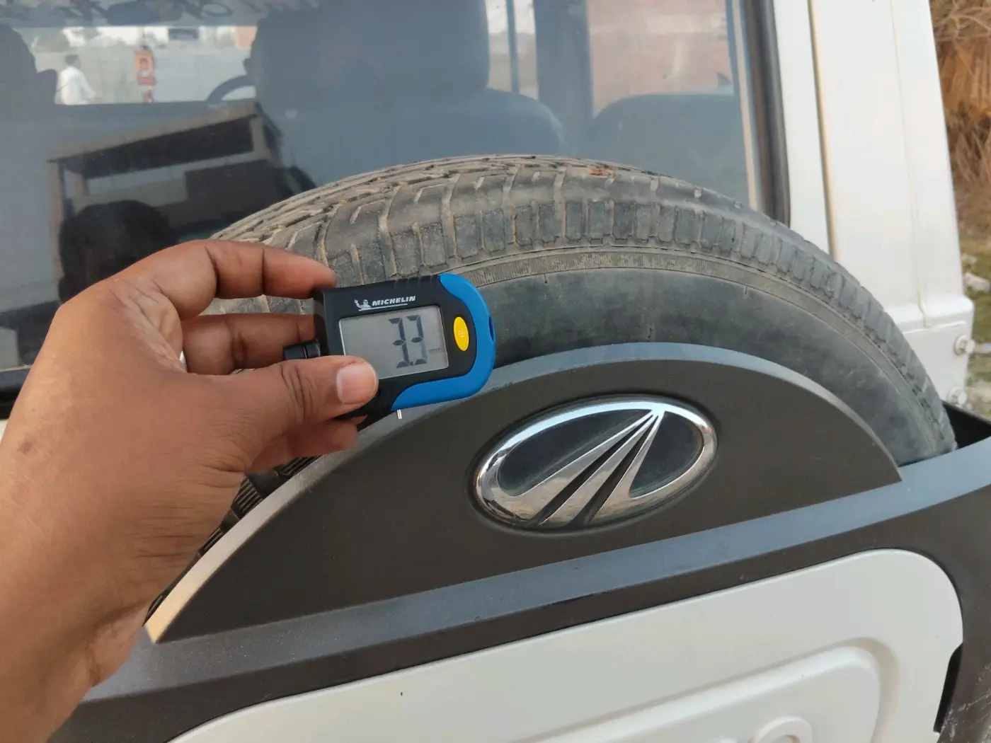 2014 Mahindra Bolero SLX BS IV, Diesel, Manual, 1,85,818 km, tyre