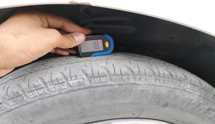 2014 Maruti Swift VDI, Diesel, Manual, 1,03,603 km, tyre