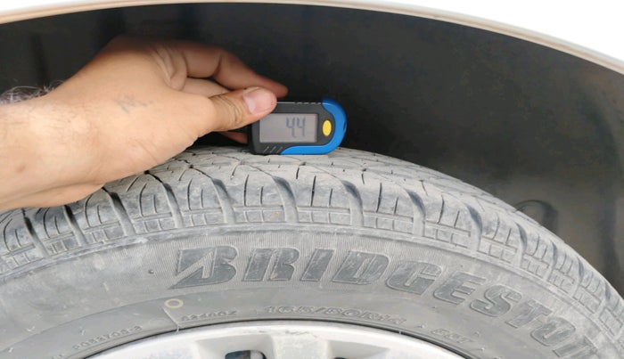 2014 Maruti Swift VDI, Diesel, Manual, 1,03,603 km, tyre