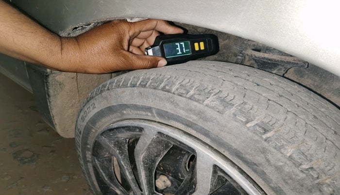 2016 Maruti Alto K10 VXI, Petrol, Manual, 55,669 km, tyre