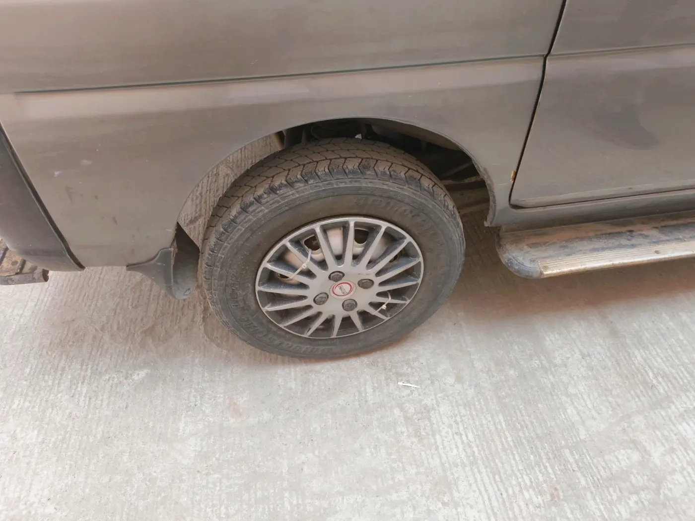 2016 Maruti Eeco 5 STR WITH A/C+HTR, Petrol, Manual, 62,500 km, tyre
