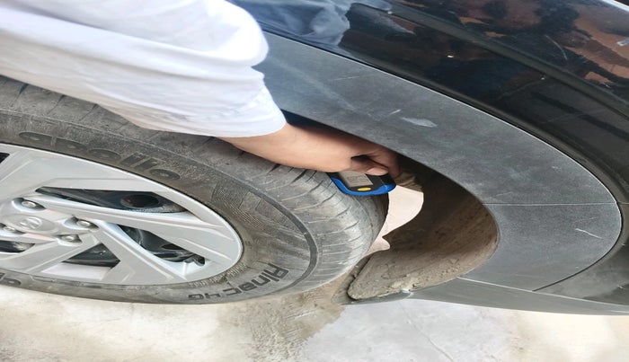 2024 Hyundai Creta E 1.5 PETROL, Petrol, Manual, 5,879 km, tyre