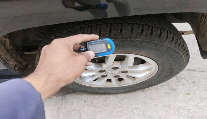 2016 Mahindra TUV300 T8, Diesel, Manual, 47,518 km, tyre