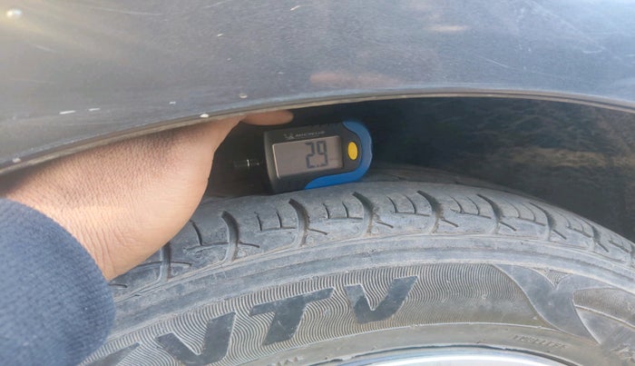 2016 Maruti Baleno DELTA PETROL 1.2, Petrol, Manual, 75,974 km, tyre