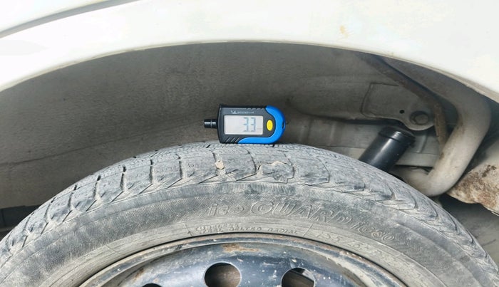 2016 Maruti Wagon R 1.0 VXI, CNG, Manual, 73,982 km, tyre