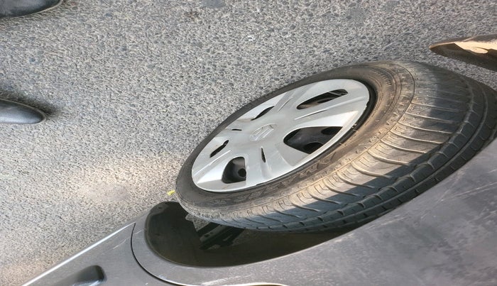 2014 Maruti Wagon R 1.0 VXI, Petrol, Manual, 20,545 km, tyre