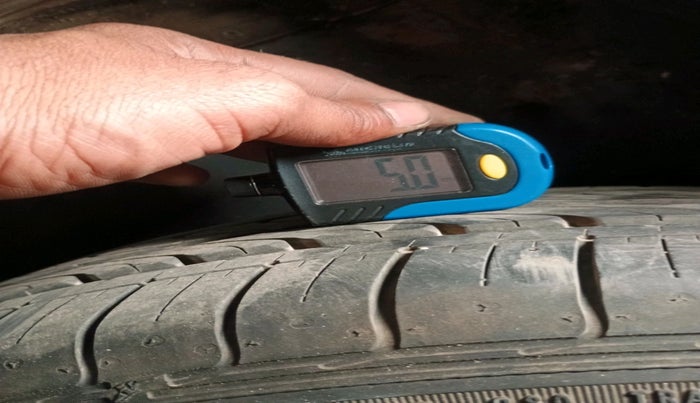 2018 Maruti Ciaz ALPHA 1.5 SHVS PETROL, Petrol, Manual, 71,642 km, tyre