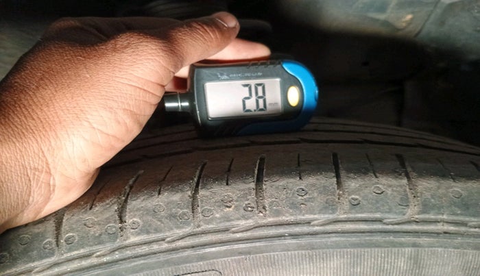 2018 Maruti Ciaz ALPHA 1.5 SHVS PETROL, Petrol, Manual, 71,642 km, tyre