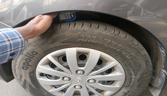 2013 Hyundai i10 SPORTZ 1.2, Petrol, Manual, 41,917 km, tyre