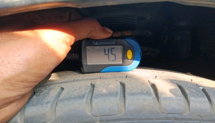 2017 Volkswagen Polo GT TSI AT, Petrol, Automatic, 83,769 km, tyre