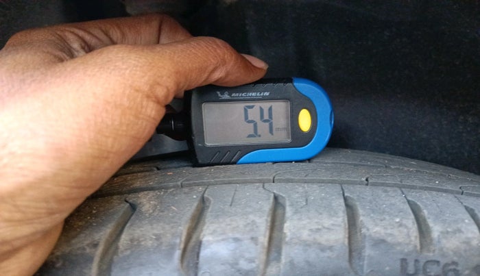 2017 Volkswagen Polo GT TSI AT, Petrol, Automatic, 83,769 km, tyre