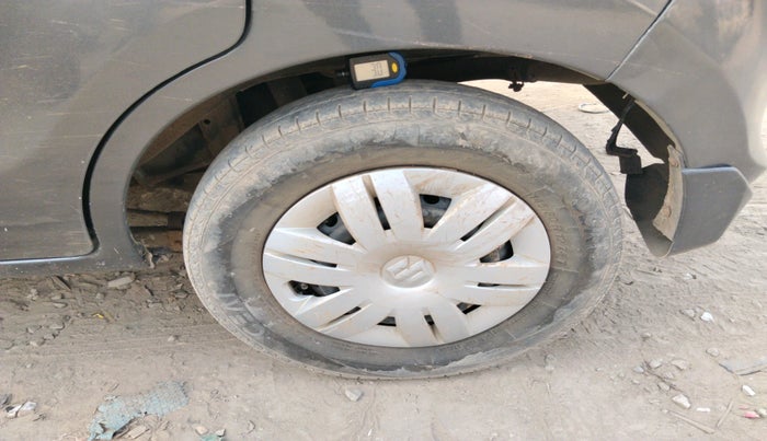 2014 Maruti Alto 800 LXI, Petrol, Manual, 1,81,327 km, tyre