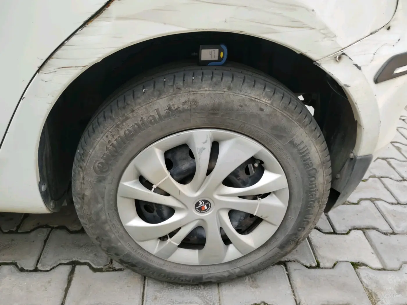2016 Maruti Swift VXI, Petrol, Manual, 69,156 km, tyre