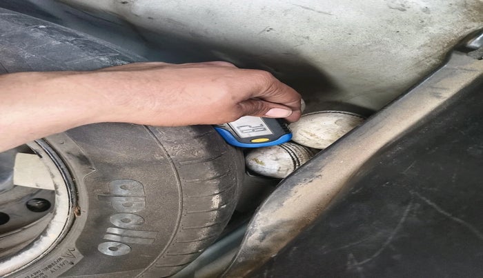 2017 Hyundai Elite i20 ASTA 1.4 CRDI (O), Diesel, Manual, 1,42,720 km, tyre