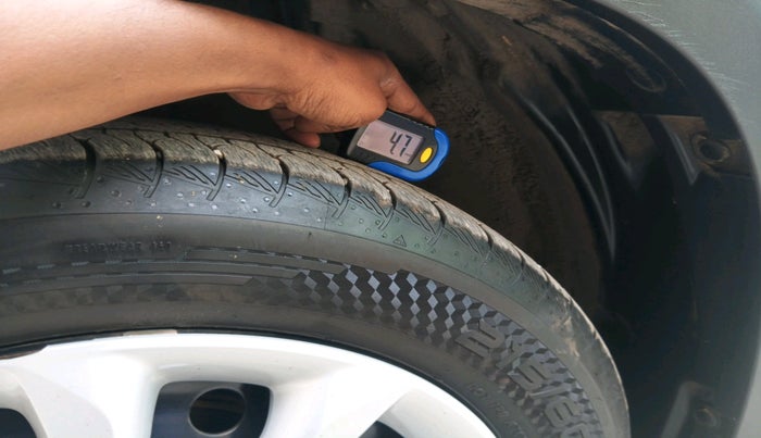 2024 Maruti Grand Vitara DELTA SMART HYBRID AT, Petrol, Automatic, 11,337 km, tyre