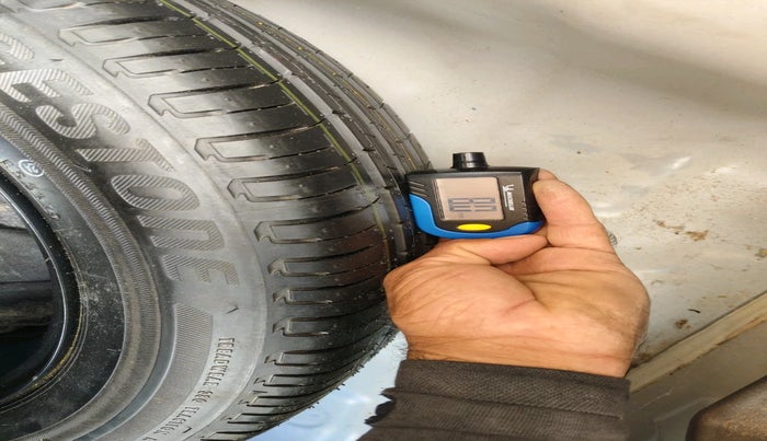 2018 Hyundai Verna 1.6 CRDI SX + AT, Diesel, Automatic, 93,714 km, tyre