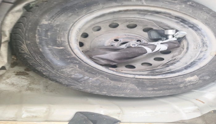 2011 Hyundai i20 MAGNA 1.2, Petrol, Manual, 48,455 km, tyre