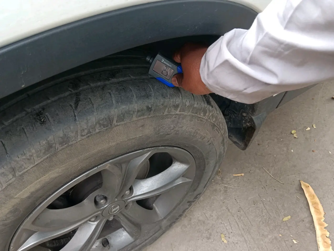 2021 Tata Harrier XT 2.0L KRYOTEC, Diesel, Manual, 48,015 km, tyre