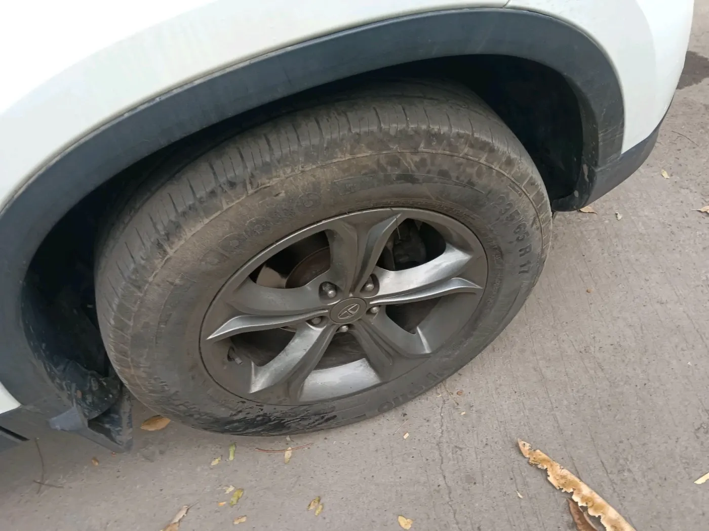2021 Tata Harrier XT 2.0L KRYOTEC, Diesel, Manual, 48,015 km, tyre