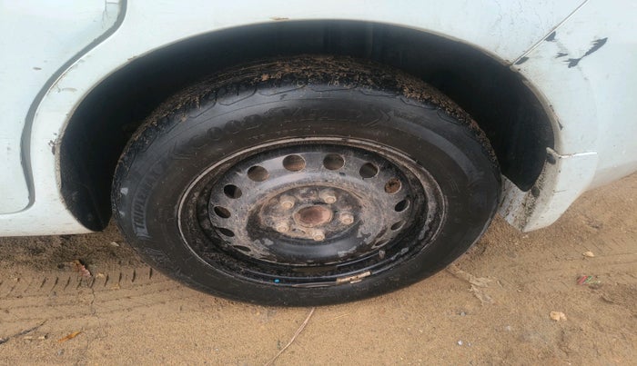 2012 Maruti Ertiga VDI, Diesel, Manual, 1,39,382 km, tyre