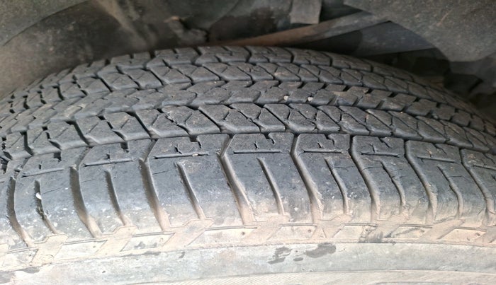 2012 Mahindra XUV500 W8, Diesel, Manual, 97,841 km, tyre