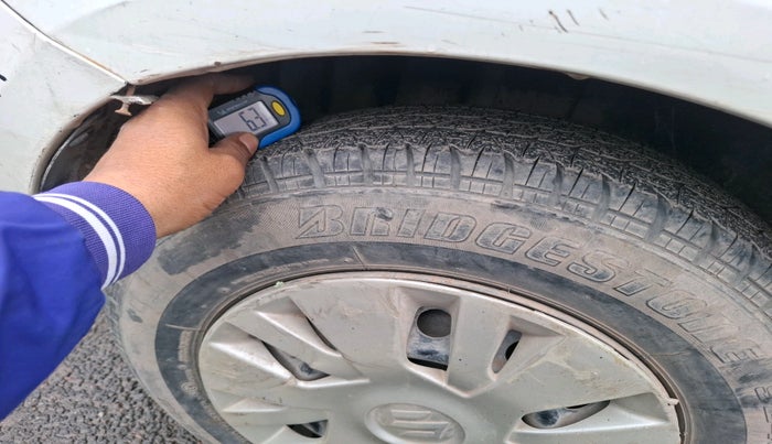 2012 Maruti Swift VXI, Petrol, Manual, 30,513 km, tyre