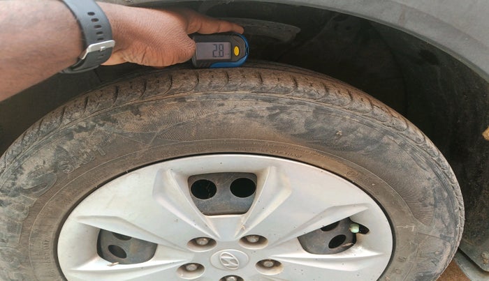 2017 Hyundai Creta E PLUS 1.6 PETROL, Petrol, Manual, 90,547 km, tyre