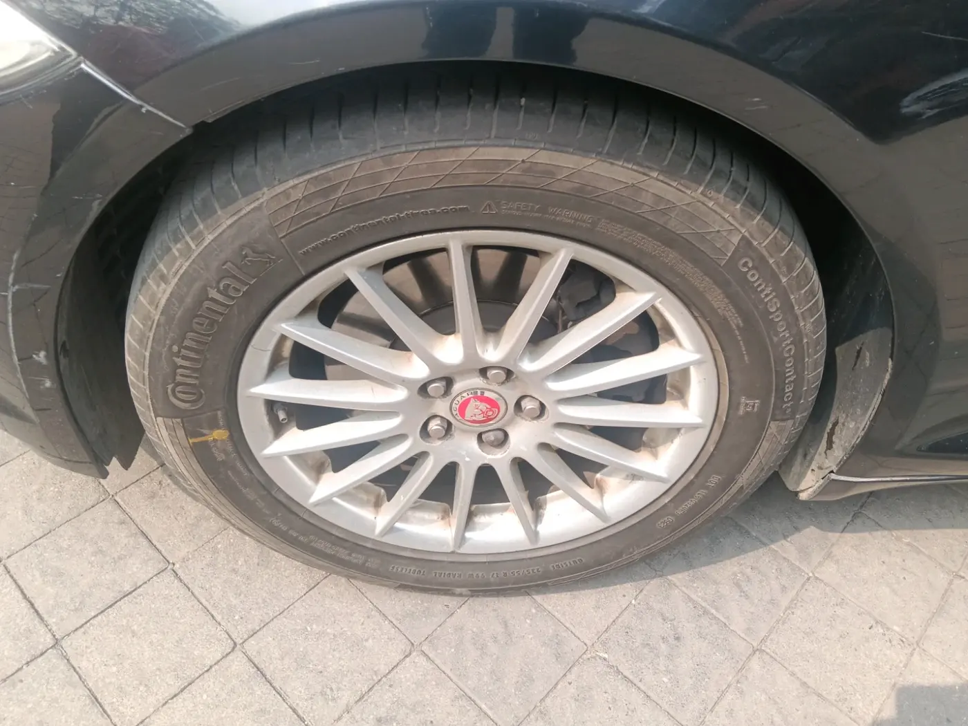 2014 Jaguar XF 2.2 DIESEL, Diesel, Automatic, 92,218 km, tyre