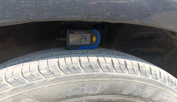 2014 Maruti Alto 800 LXI, Petrol, Manual, 76,193 km, tyre