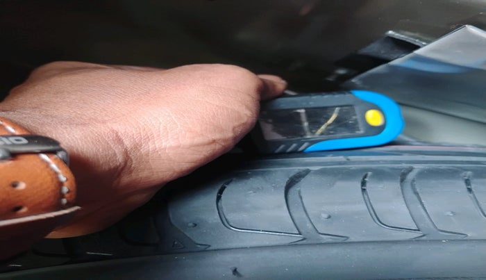 2025 Tata NEXON Creative Plus S 1.2 Revotron 6AMT Dark Edition, Petrol, Automatic, 4,452 km, tyre