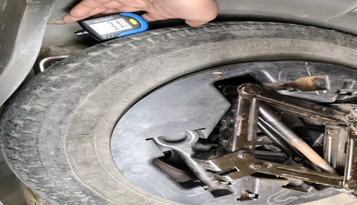 2011 Hyundai i10 ERA 1.1, Petrol, Manual, 70,403 km, tyre