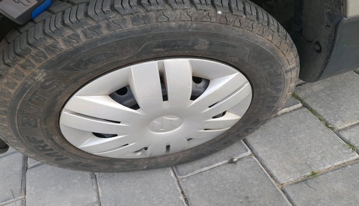 2015 Maruti Alto 800 LXI, Petrol, Manual, 7,757 km, tyre