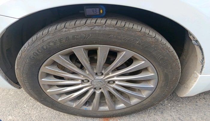 2017 Maruti Ciaz ALPHA  AT 1.4  PETROL, Petrol, Automatic, 40,599 km, tyre