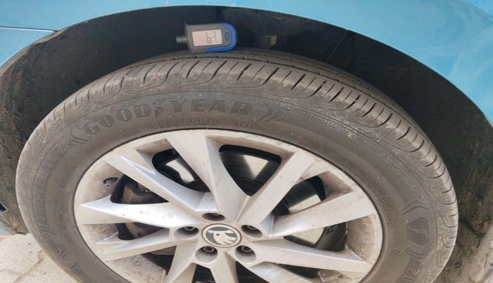 2023 Skoda SLAVIA AMBITION 1.5L TSI AT, Petrol, Automatic, 37,661 km, tyre