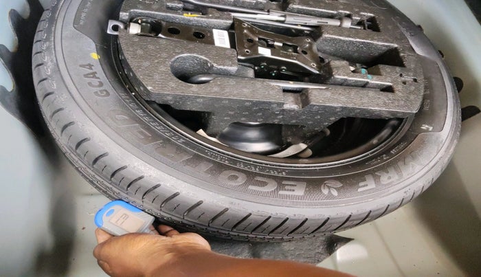 2023 Skoda SLAVIA AMBITION 1.5L TSI AT, Petrol, Automatic, 37,661 km, tyre