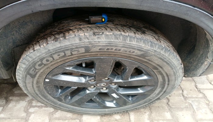 2022 Tata Safari XTA PLUS DARK EDITION, Diesel, Automatic, 34,249 km, tyre