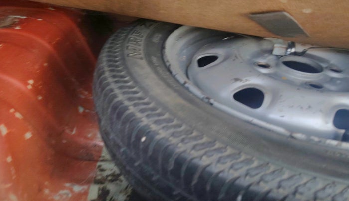 2011 Maruti Alto K10 LXI, Petrol, Manual, 1,17,772 km, tyre