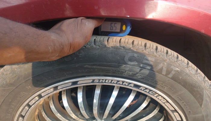 2011 Maruti Alto K10 LXI, Petrol, Manual, 1,17,772 km, tyre