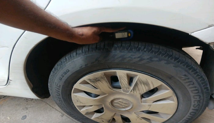 2013 Maruti Swift VDI, Diesel, Manual, 1,33,154 km, tyre