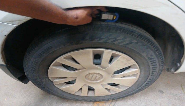 2013 Maruti Swift VDI, Diesel, Manual, 1,33,154 km, tyre